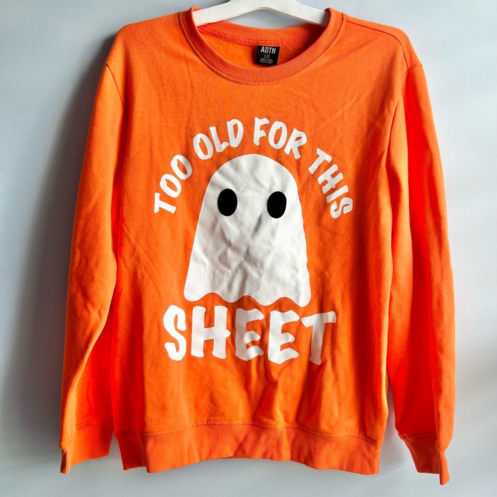 Men's “Too Old For This Sheet” Halloween Graphic Pullover Sweatshirt Size Large